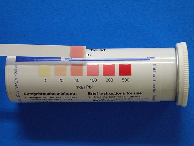 절삭 가공용 황동 소재 (납 함유량 약 2-3 % 정도) 30 분 후 : 40mg / l