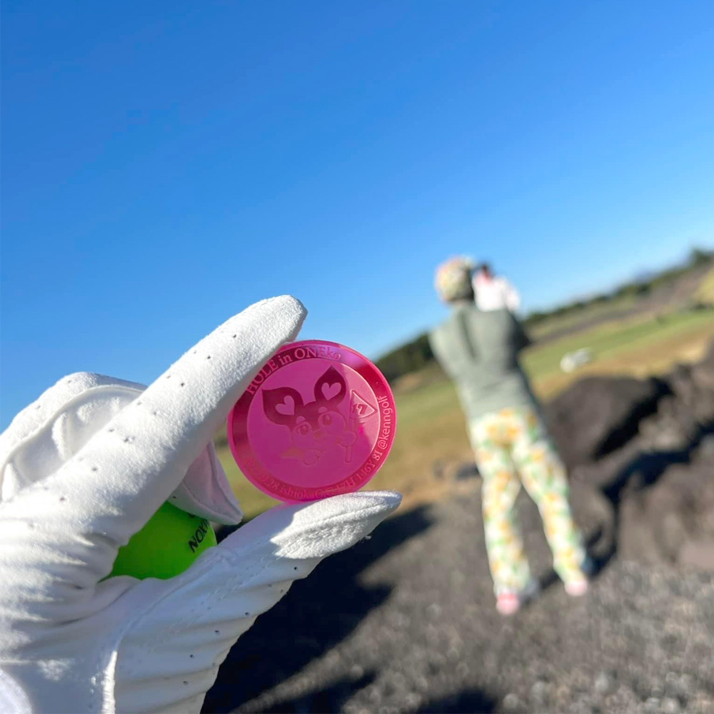 "Golf markers" with a focus on design, distributed to friends with hobbies