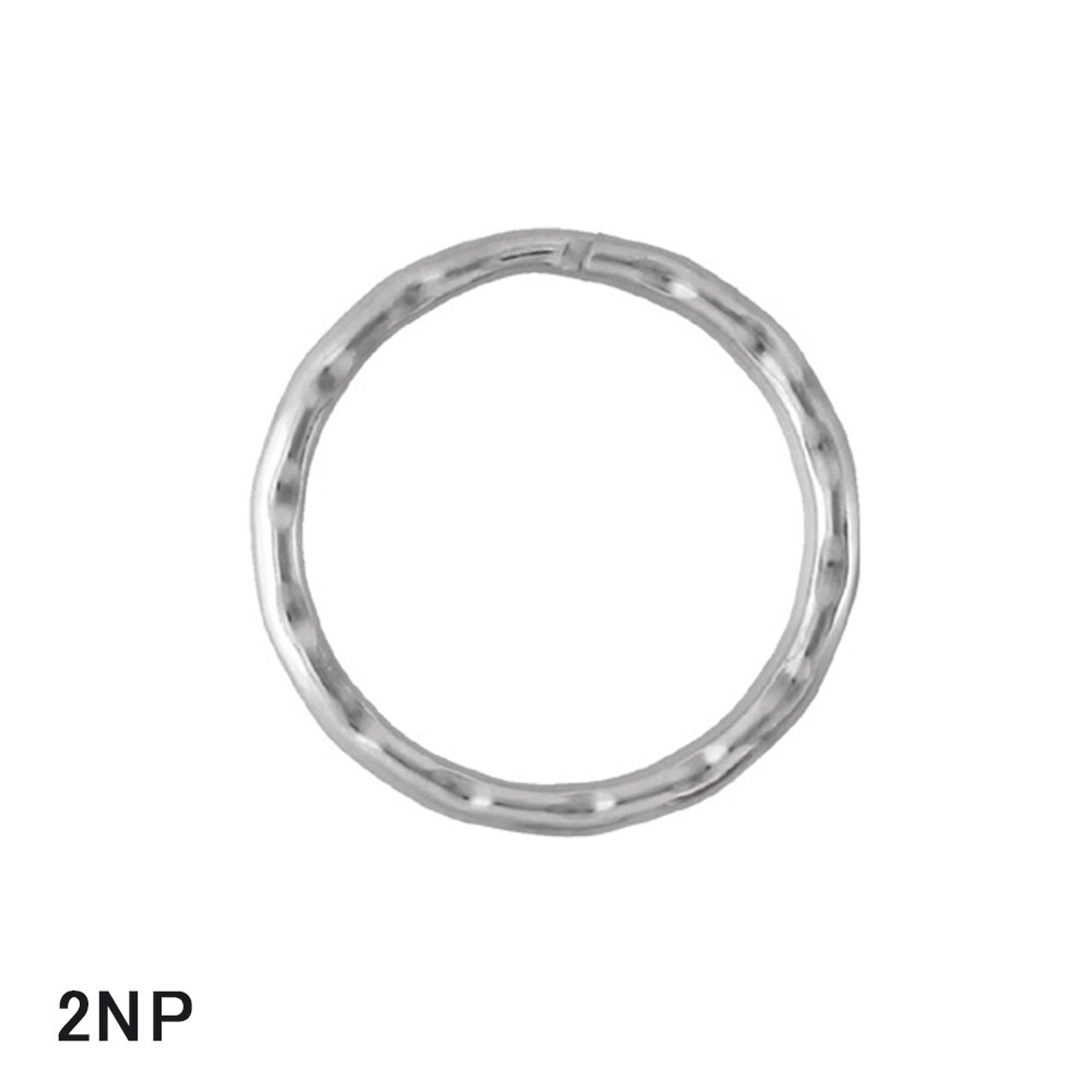 Double ring with press pattern